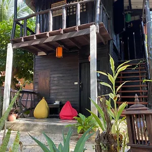 leaf-house.koh-lantahotels.net/