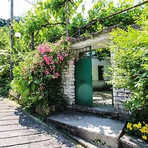 https://floras-guesthouse.albaniahotels.org